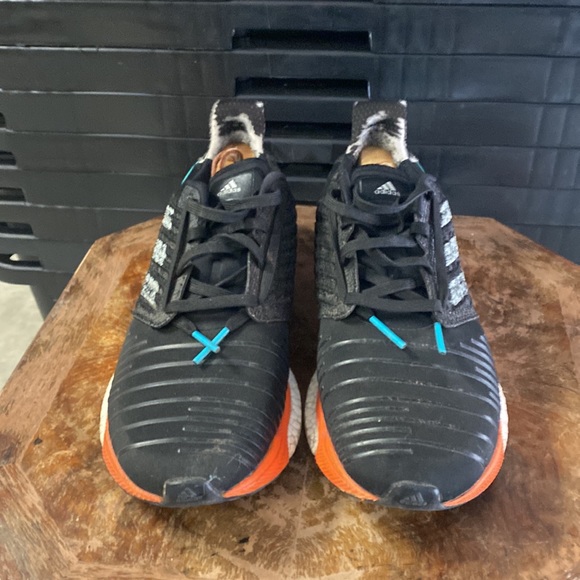 Adidas - Picture 2 of 6